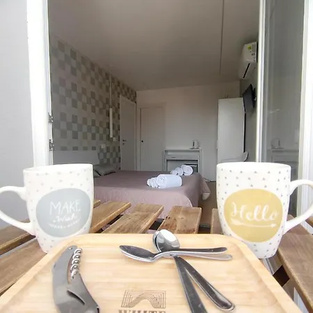 White Caves 招待所 卡塔尼亚